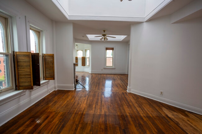 Photo - 219 W North Ave Unit 219 West North Avenue  4