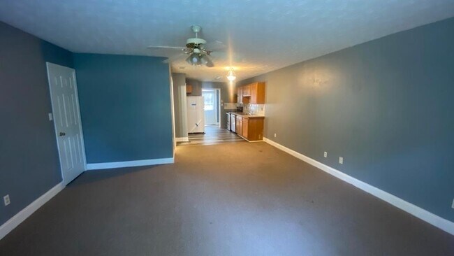Photo - 129 Westchester Cir