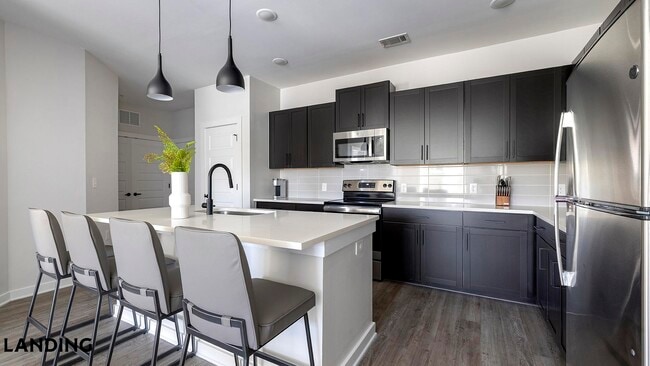 Photo - 1270 Hillcrest Dr Unit 3116