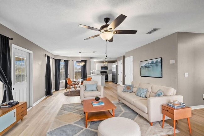 Photo - 2544 Portobella Pl