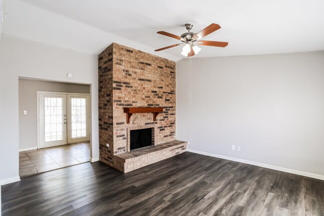 2109 Kings Rd