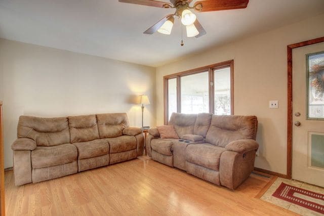 Photo - 1406 Centennial Dr