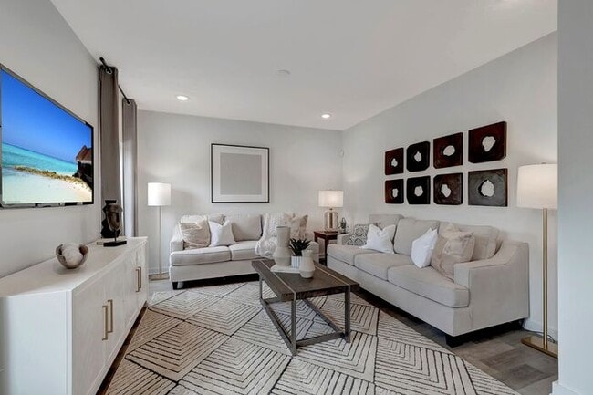 Photo - 183 Pine Crest View Dr