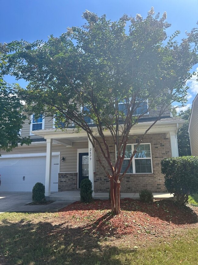 Building Photo - Welcome to this move-in ready, spacious ho... Rental