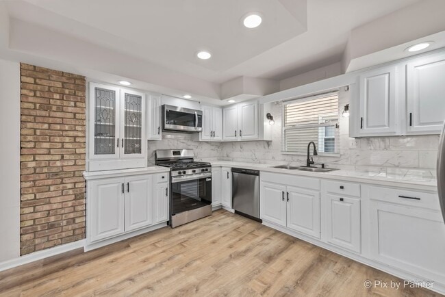 Photo - 1019 Maple St