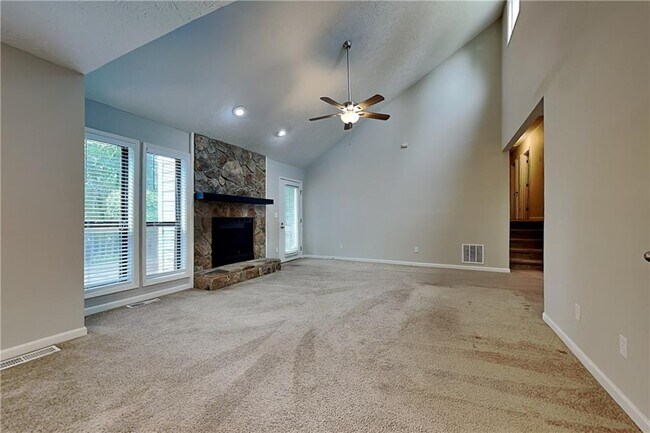 Photo - 5142 Manitou Way SW