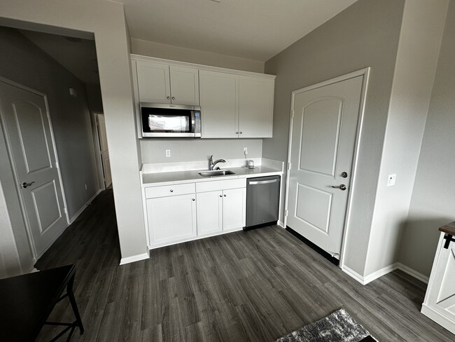 Photo - 26796 Baneberry Ct