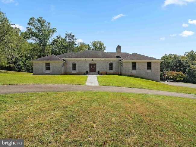 Building Photo - 11311 Stuart Mill Rd Rental