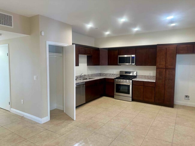 Photo - 1522 Lomita Blvd Unit 106