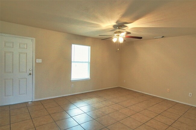 Photo - 7419 Kennemer Dr