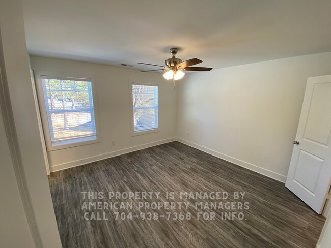 Photo - 650 Faith Dr SW