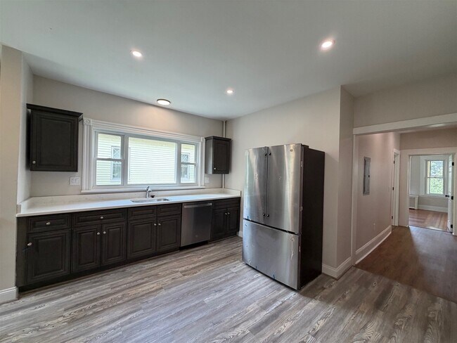 Photo - 25 Warner St Unit 2