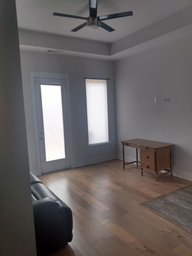 Photo - 761 Pearl Cove