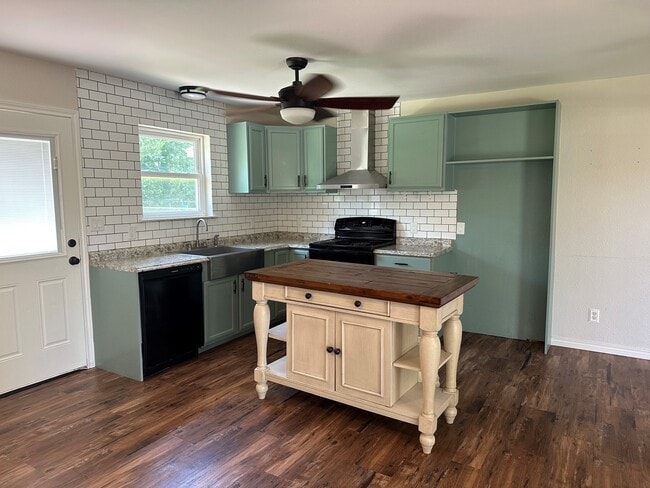Photo - 1119 County Rd 481