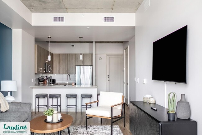 Photo - 151 S State St Unidad 712.1410735