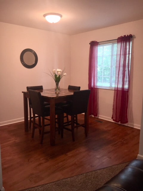 Photo - Wood Grove Place