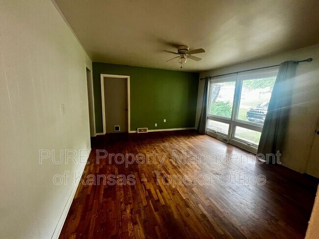 Photo - 2015 Clifton Ct