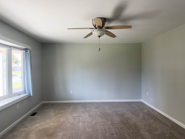 Photo - 837 Martin Ave