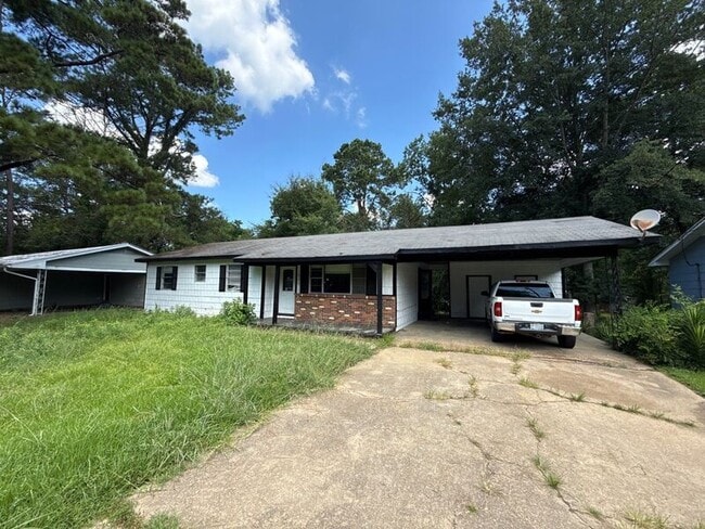 Building Photo - 1054 Deryll St