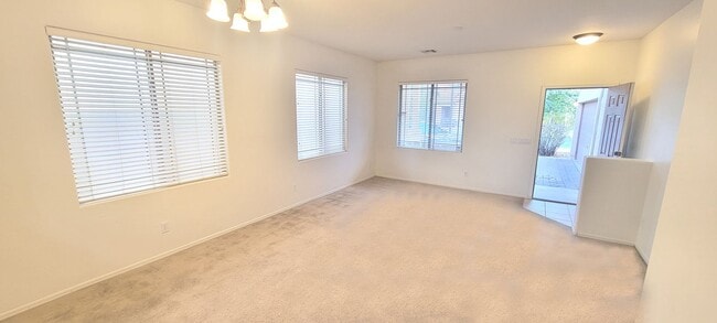Photo - 2024 S Falcon Dr