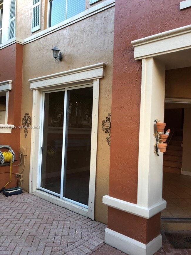 Photo - 6141 NW 115th Pl