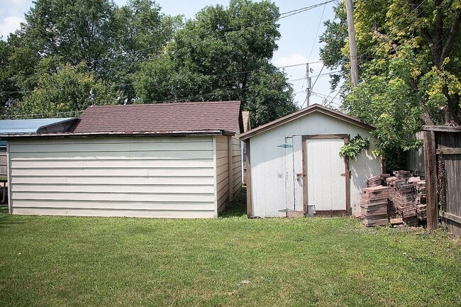 Photo - 2200 7th Ave