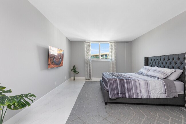 Photo - 19380 Collins Ave Unit 1527