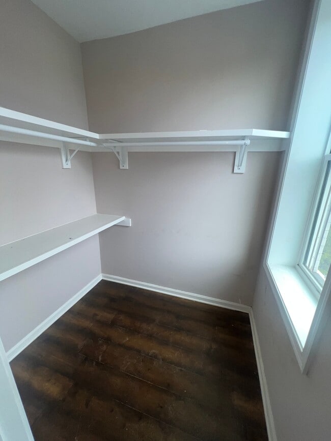 1919 McCulloh St Unit 4