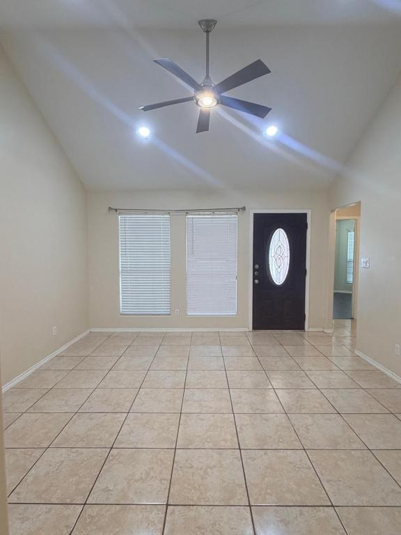 Photo - 1724 Wilcox Dr