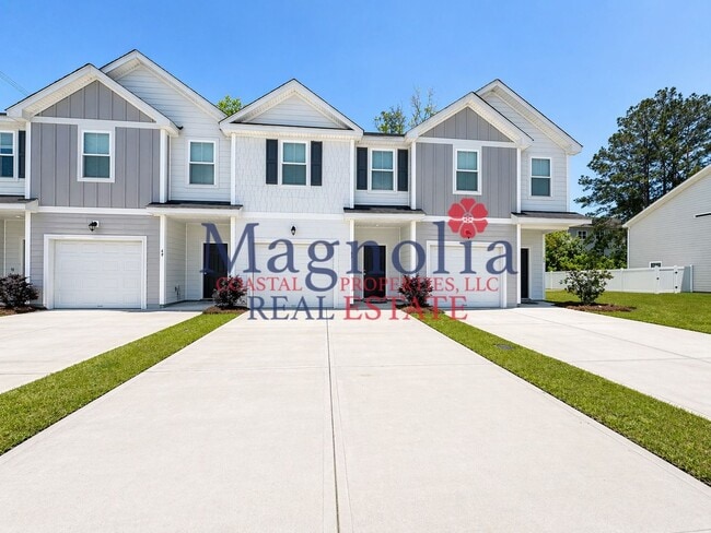 Building Photo - 3 Bedroom 2.5 Bathroom Townhome in Richmond Hill, GA