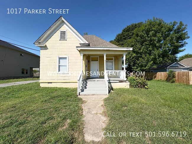 Building Photo - 1017 Parker St Rental