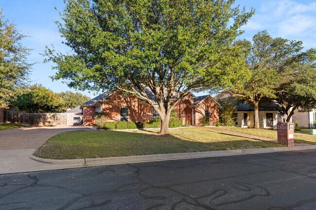 Photo - 1405 Gunnison Dr