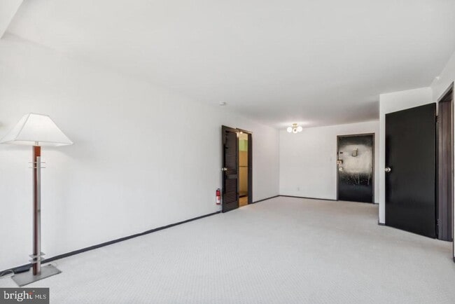 Photo - 2401 H St NW Unit 815