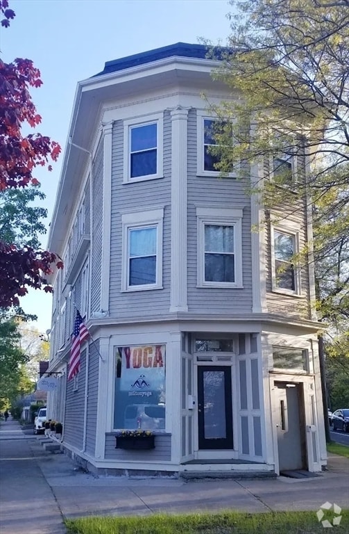 Building Photo - 15 Brush Hill Rd Unit 3 Rental