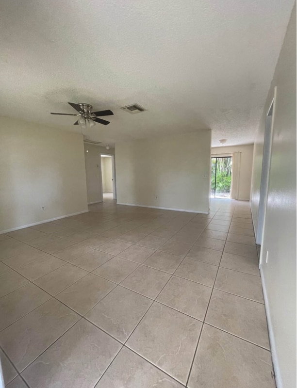 Photo - 1639 Barbarie Ln Casa