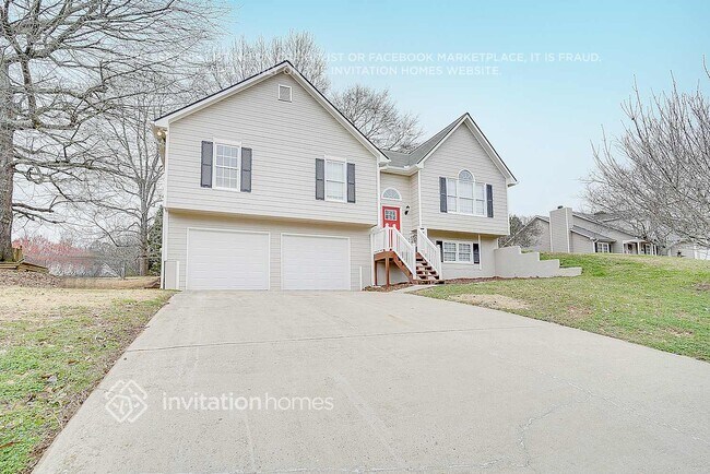 Photo - 425 Austin Dr