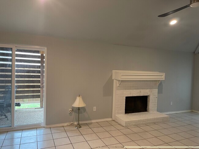 1508 Nest Pl