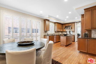 Photo - 132 S Maple Dr