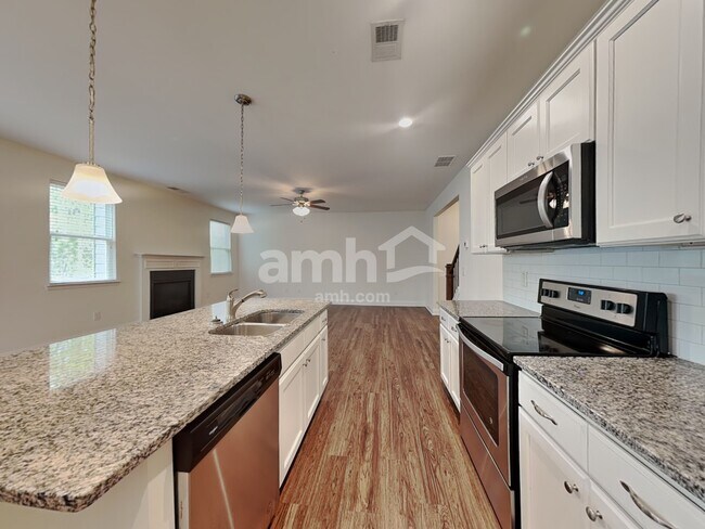 Photo - 134 McBee St