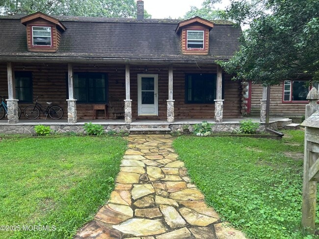 Building Photo - 375 Arrowhead Dr Rental