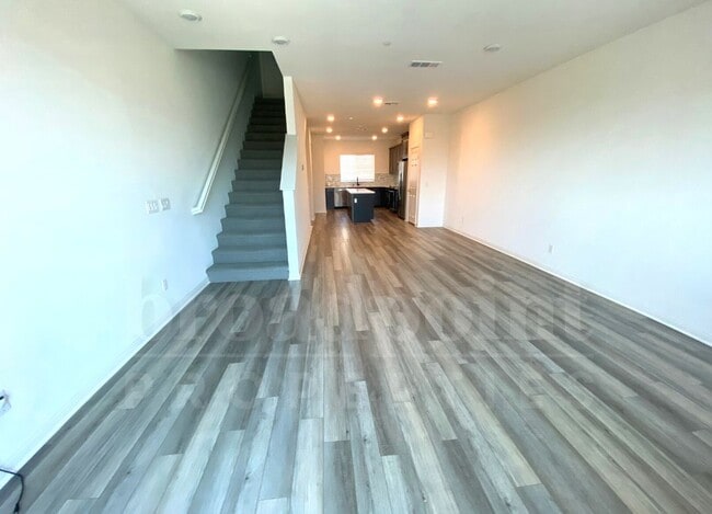 Photo - 342 Fitzpatrick Rd