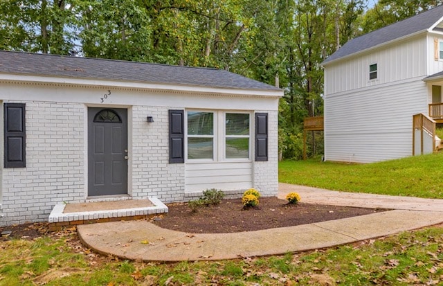 Photo - 303 Martin Cir