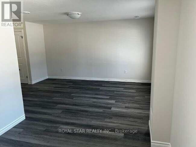 Photo - 2529 Meadowlands Way