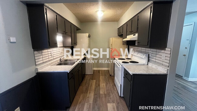 Photo - 5352 Stage Rd