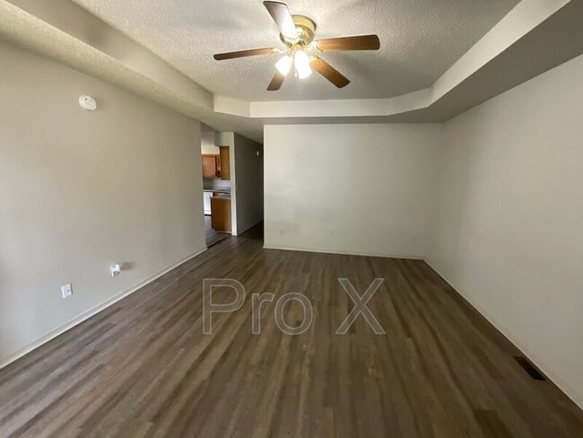 Photo - 613 S Brownell Ave