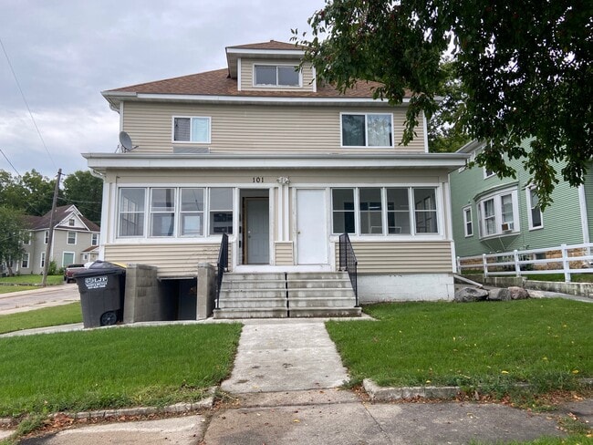 Photo - 101 Hanover St Unit #3