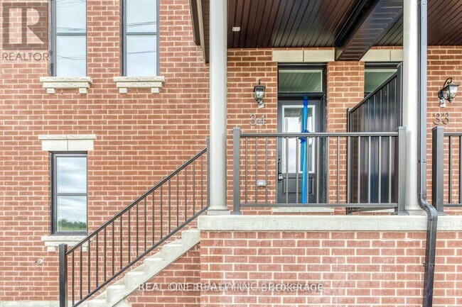 Photo - 980 Logan Dr