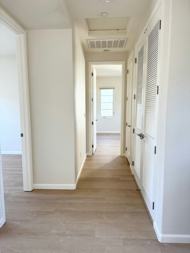 Photo - 2024 Tarragon Rose Ct