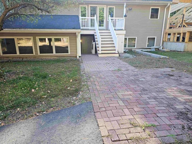 Photo - 30 Sterling Ln