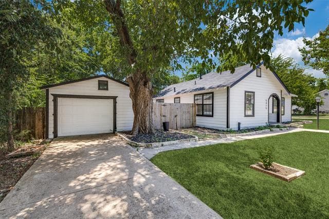 Photo - 5415 Dartmouth Ave